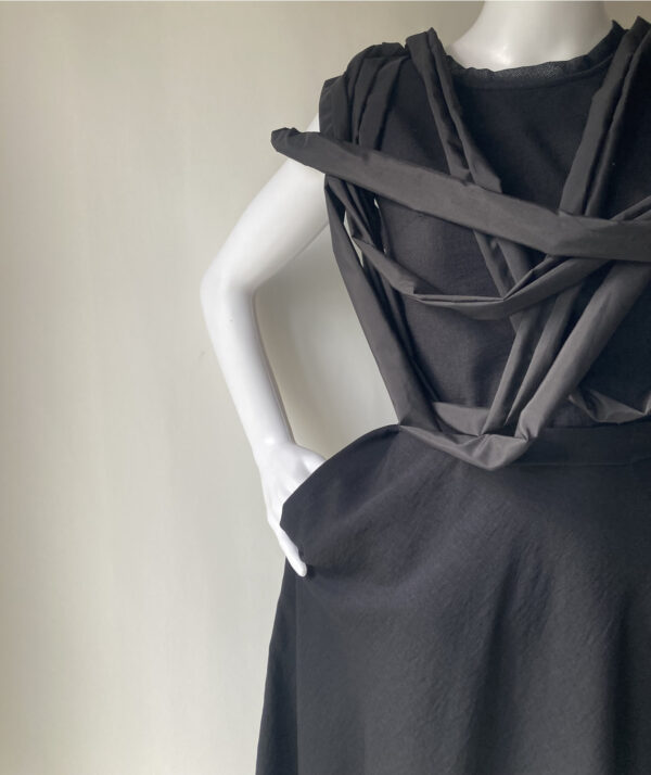 Raven dress - Slika 4