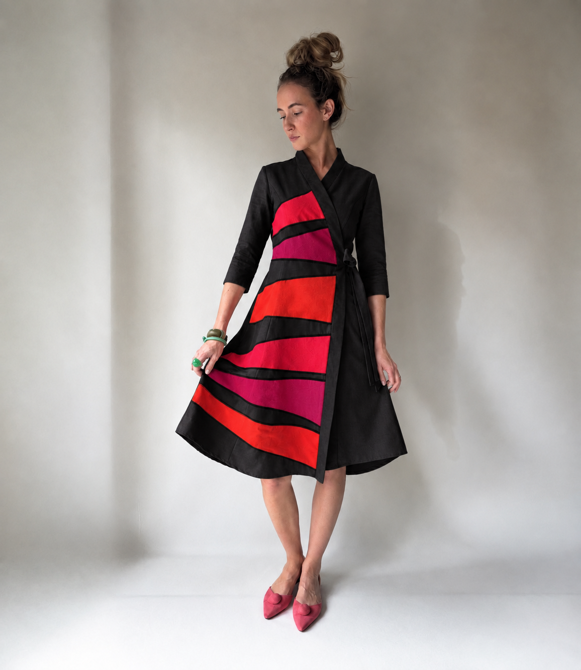 Rainbow Black Wrap dress - Slika 3